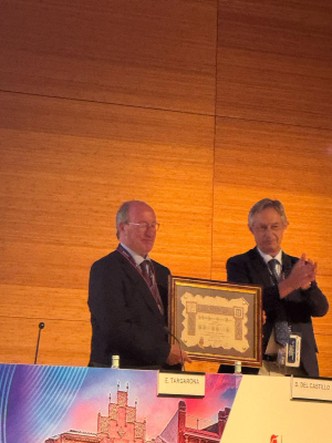 Dr. Eduardo Maria Targarona