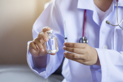 CinfaSalud-Admon-Farmacos-600