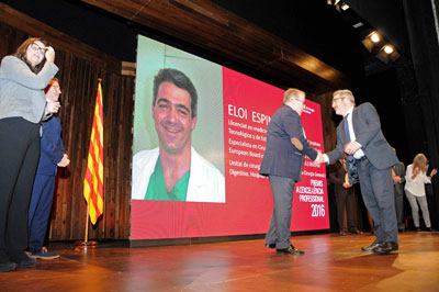 El Dr. Eloy Espín ha sido distinguido con un Premio Excelencia Profesional