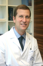 Dr. Guillermo Bassols