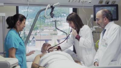 Semicriticos doctores y enfermera