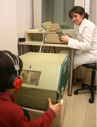 Potenciales evocados auditivos de estado estable